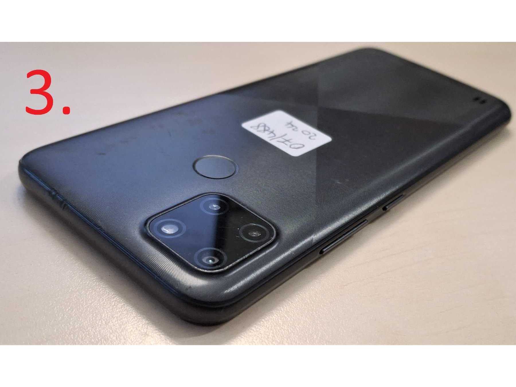 3. Realme C21Y, Rückseite