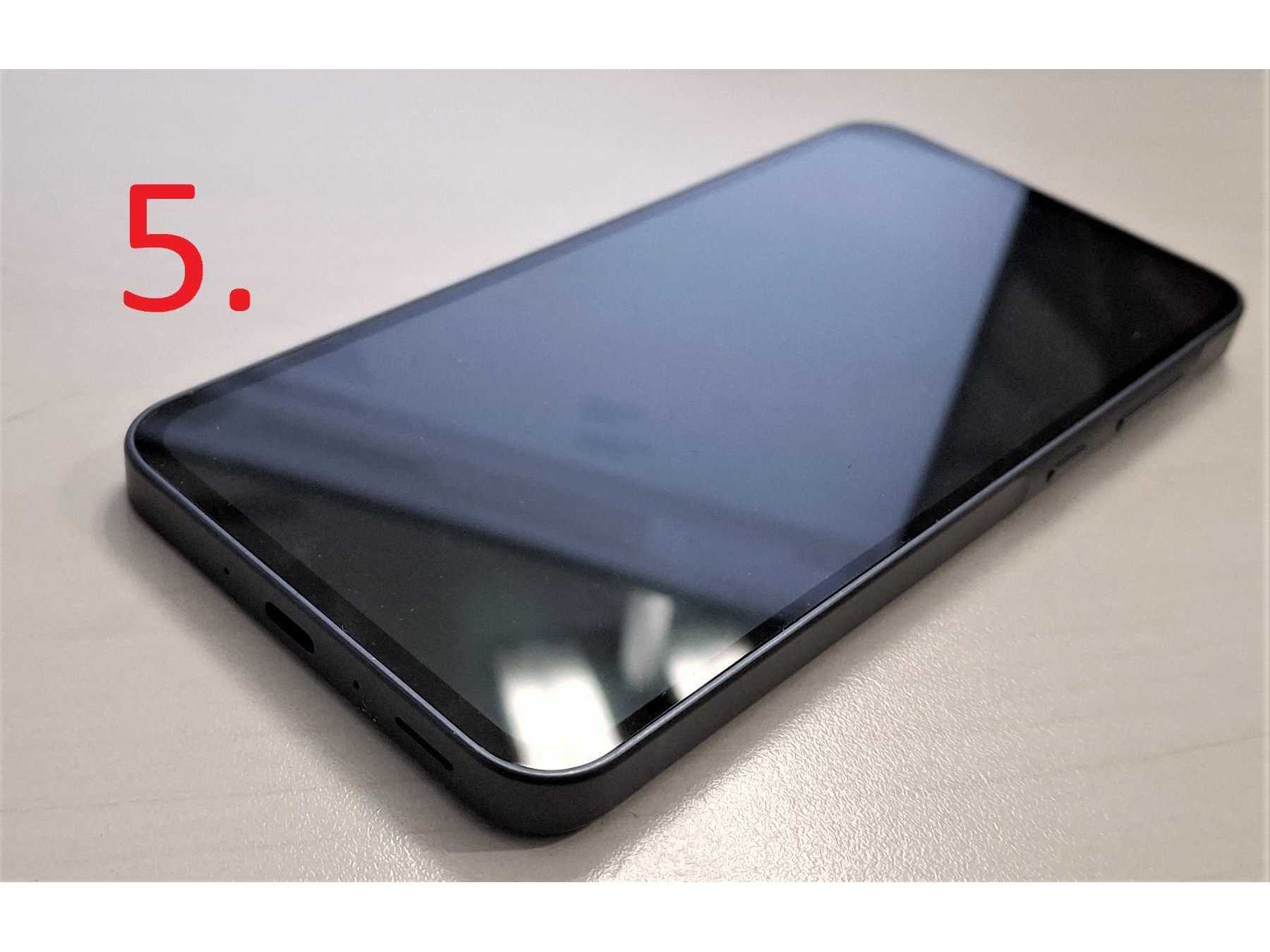 5. Samsung Galaxy A35 5G, Display