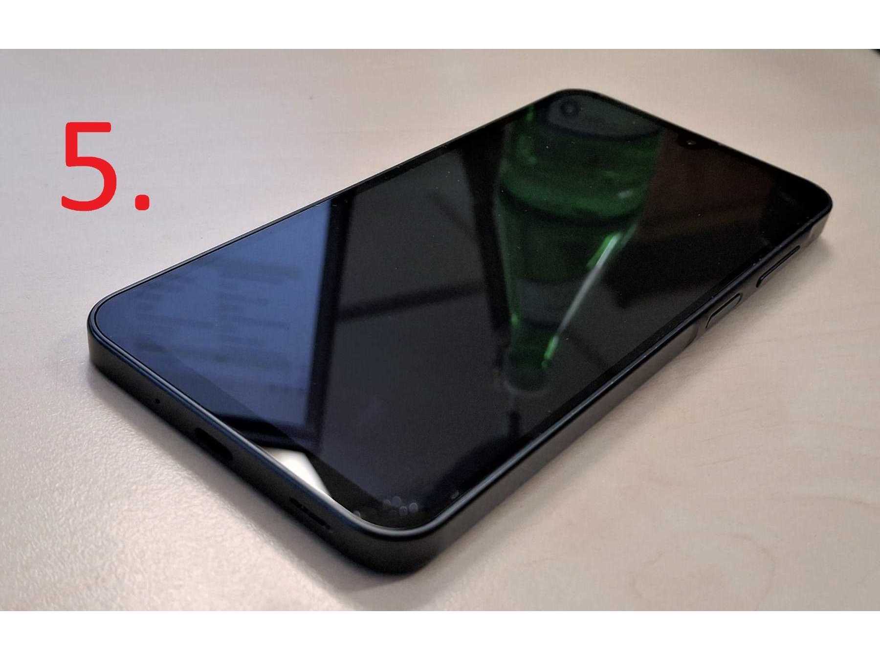 5. Samsung Galaxy A16 G4, Display