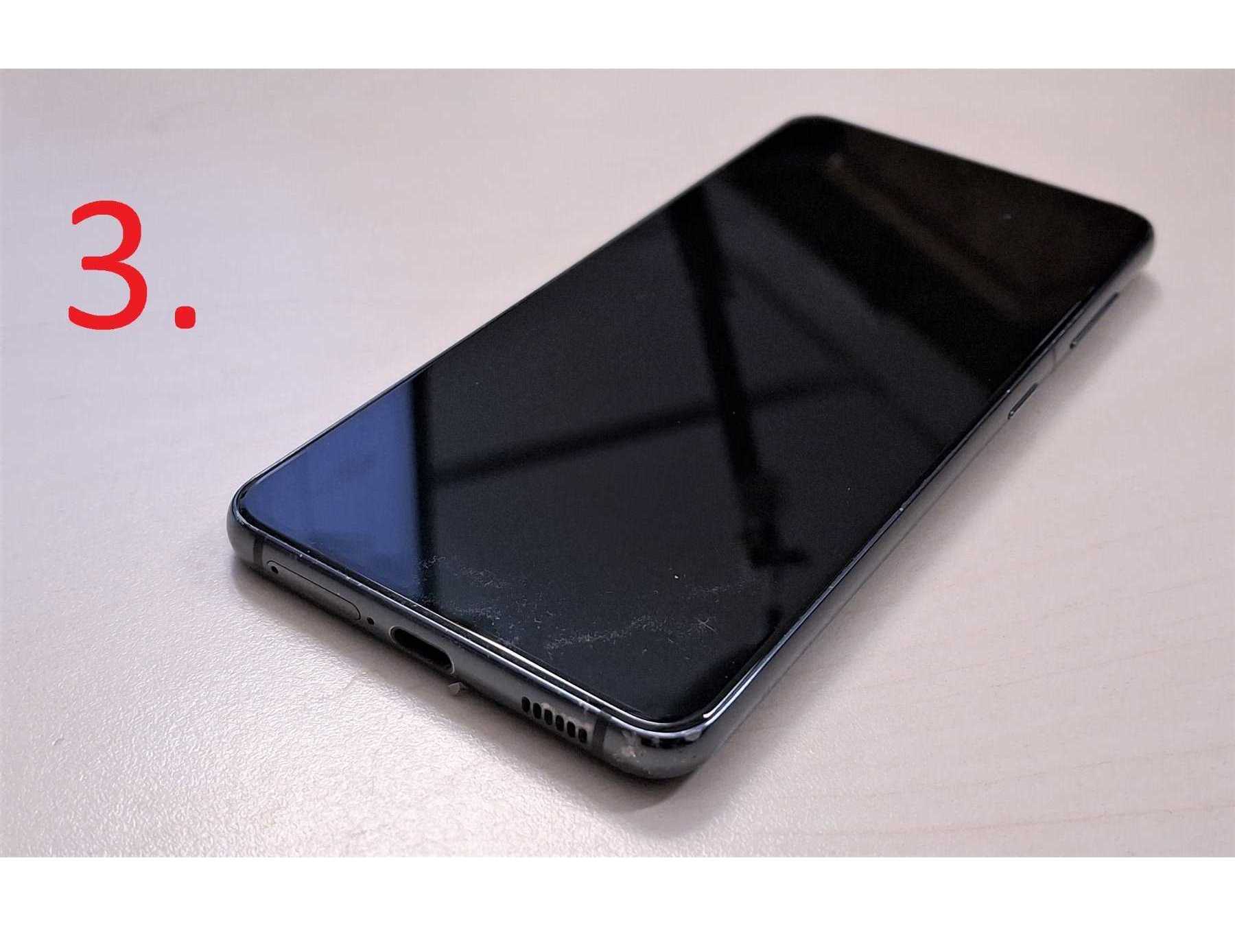 3. Samsung Galaxy S21, Display