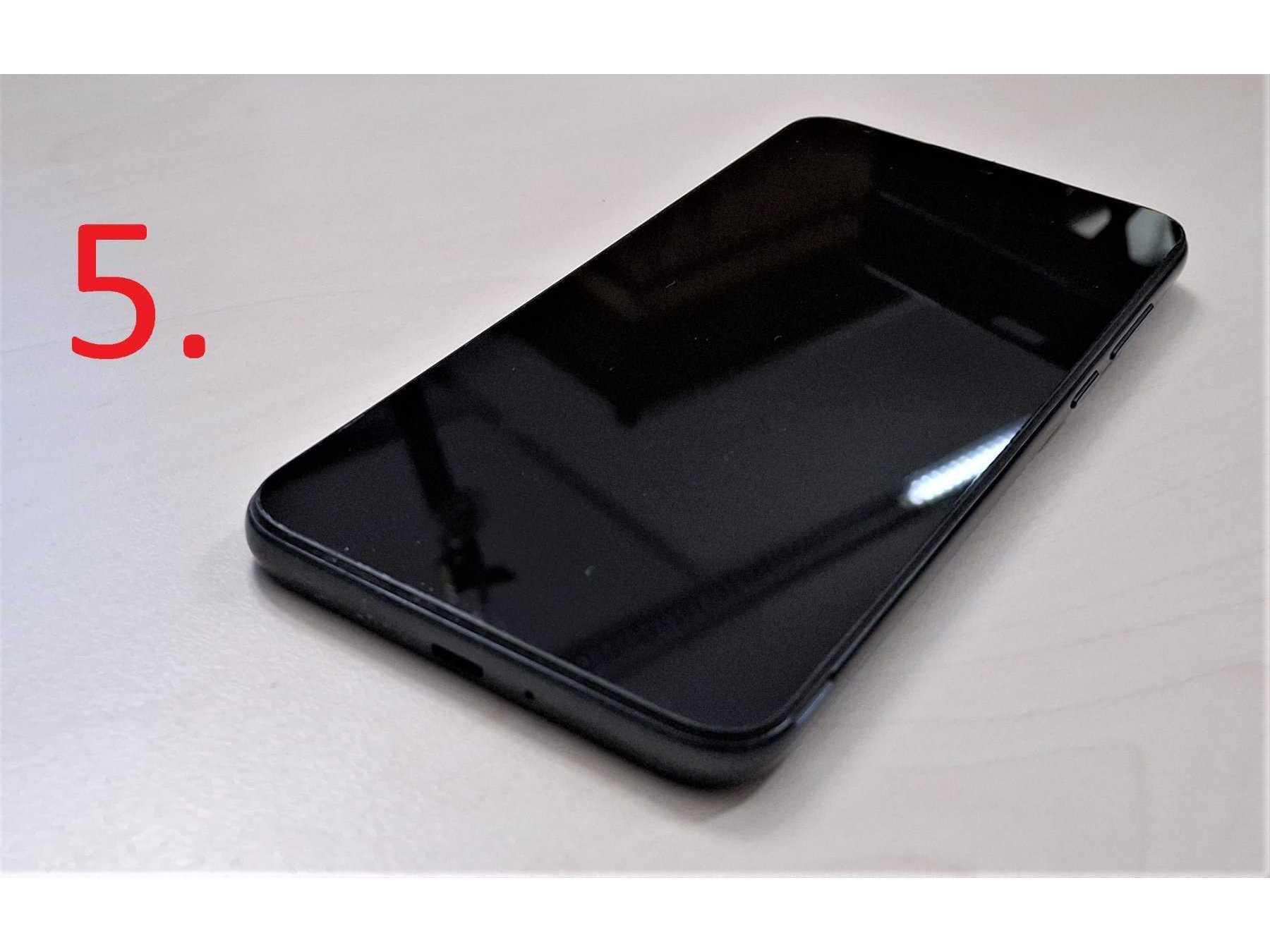 5. Blackview A55, Display