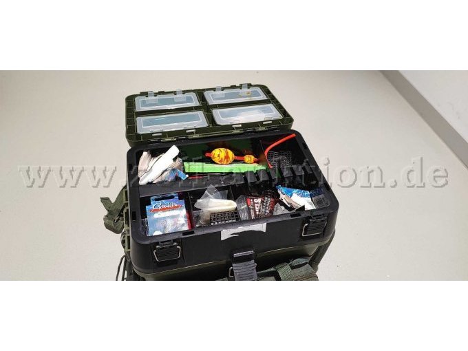 Koffer- bzw. Sitzrucksack NGT, geöffnet