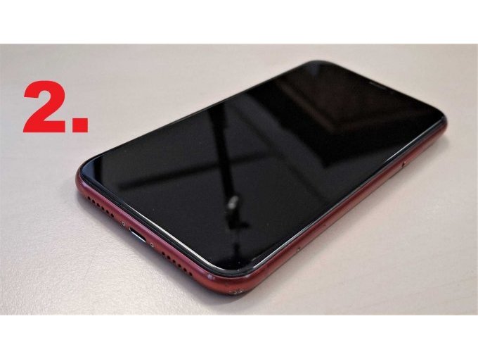 2. iPhone XR, A1984, Display