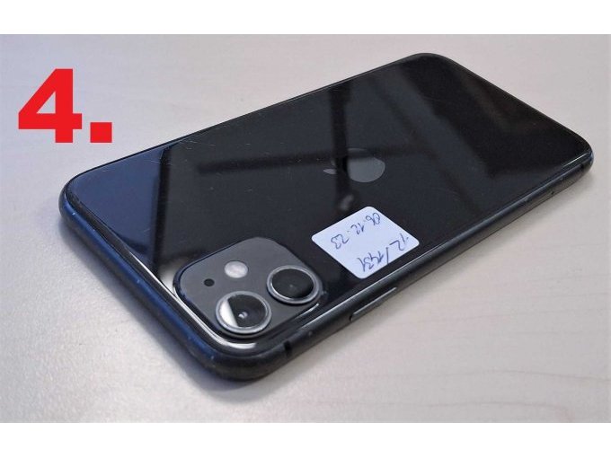 4. iPhone 11, A2221, 128GB, Rückseite