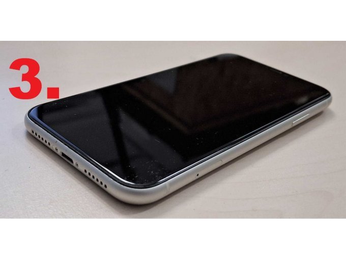 3. iPhone 11, Display