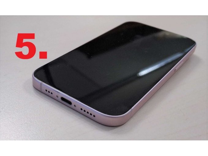 5. iPhone 15, Dispaly