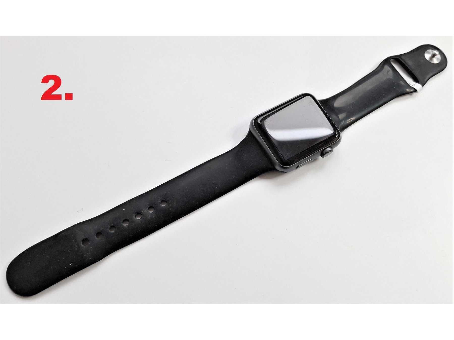 2. Apple Watch 1. Generation 42mm, Display