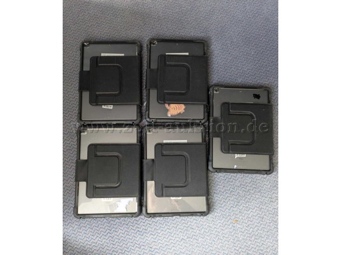 iPad7 mit Hülle Rückseite 5 Stück (Beispielbild)
