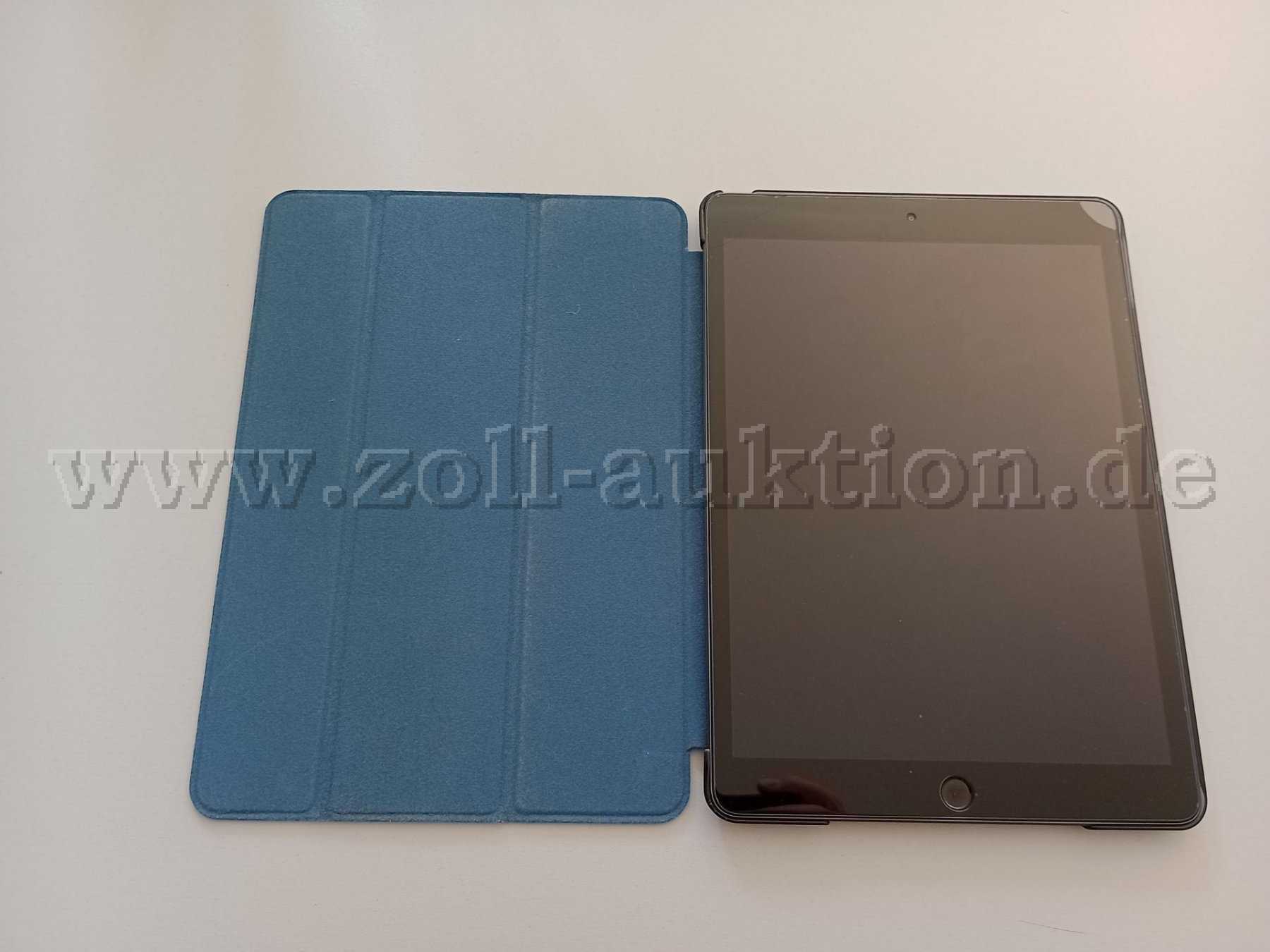 iPad mit Hülle