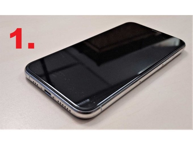 1. iPhone 11 Pro, Display