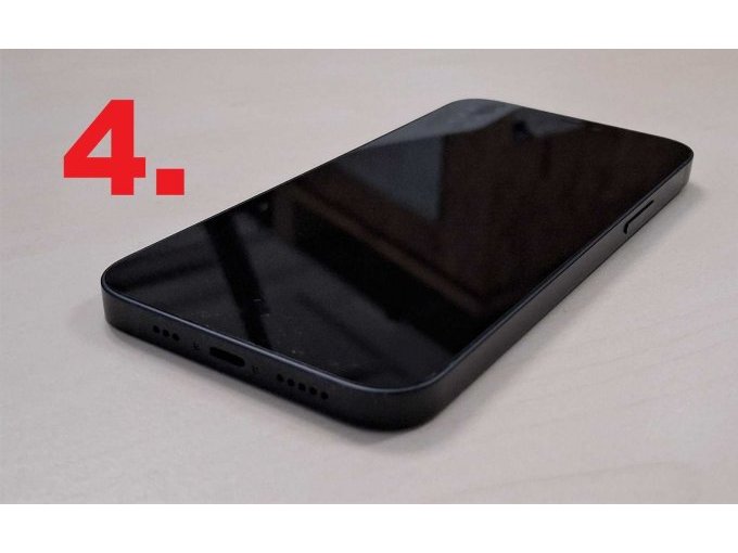 4. iPhone 12, Display