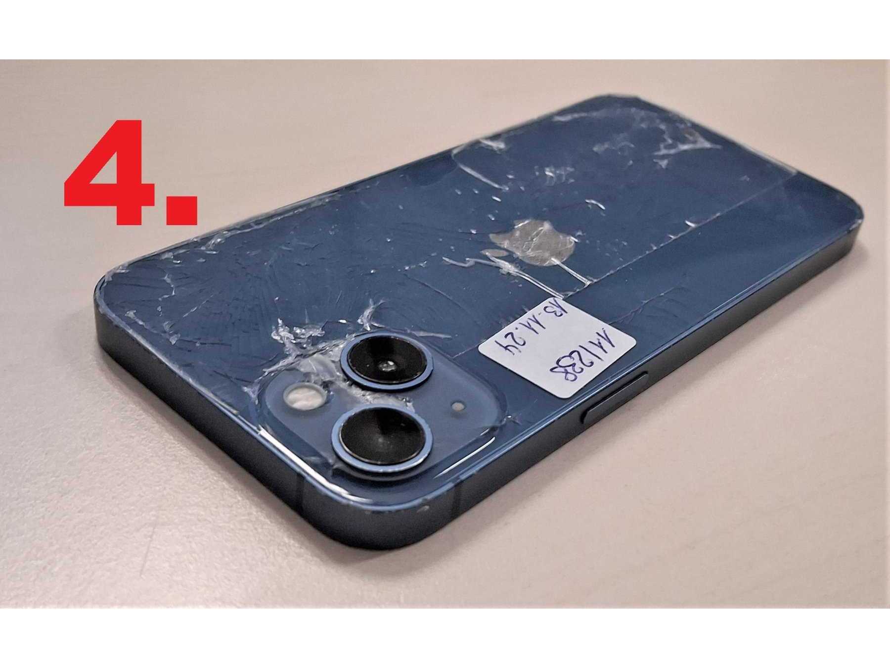 4. iPhone 13, Rückseite