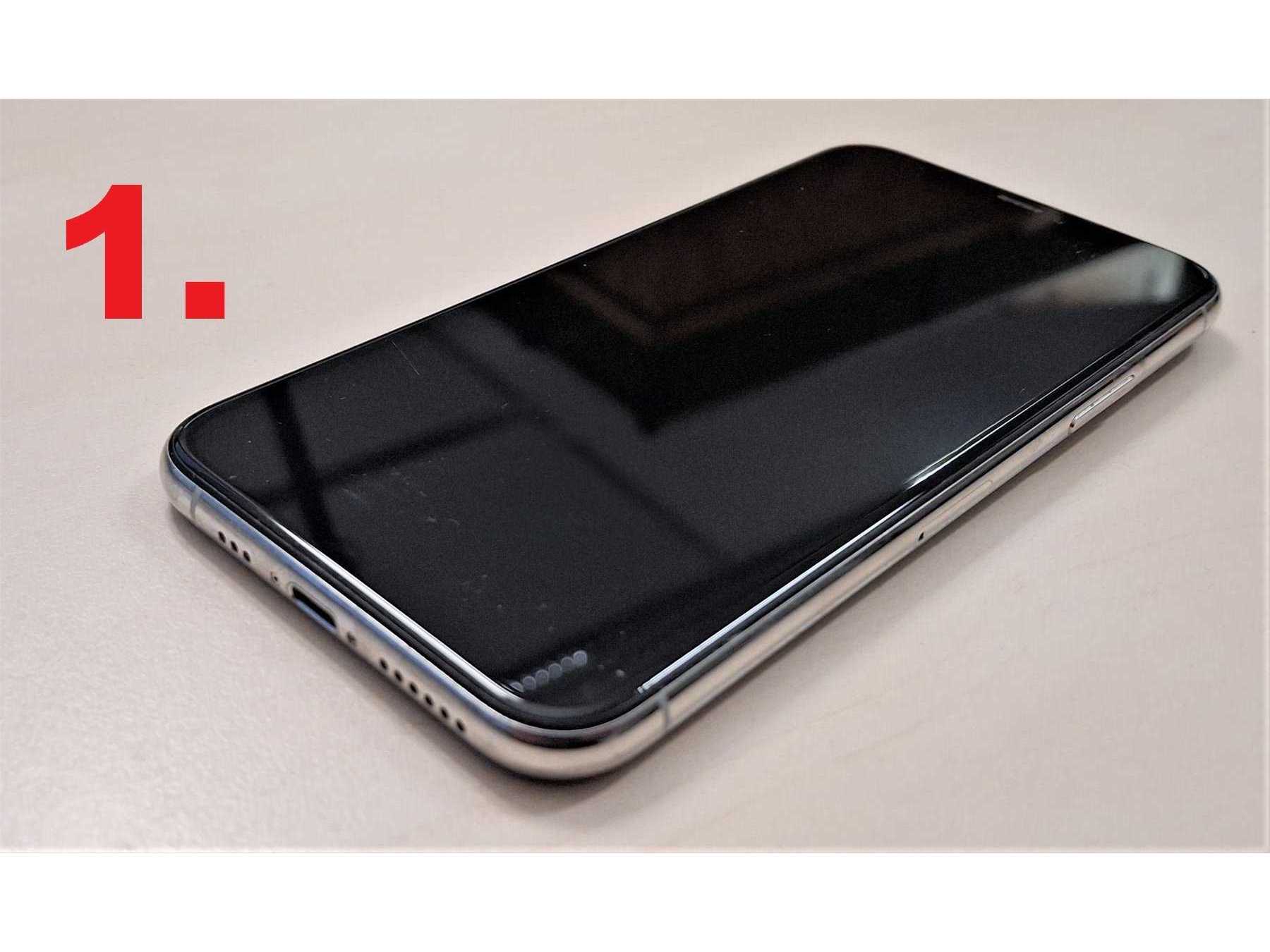 1. iPhone 11 Pro, Display