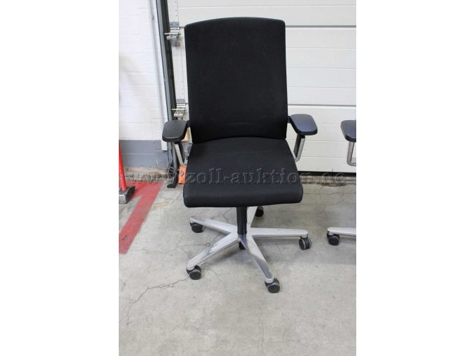 Stuhl 1