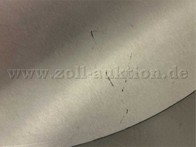 Detailansicht Kratzer in Standfußplatte