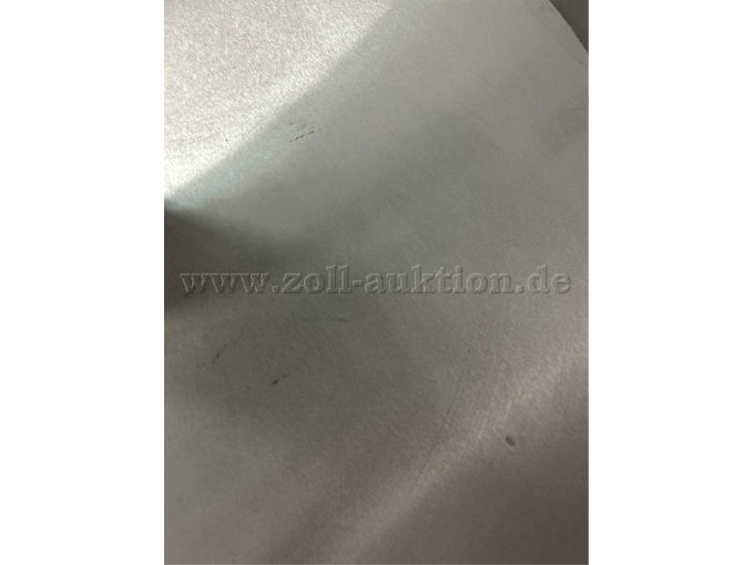Detailansicht Kratzer in Standfußplatte