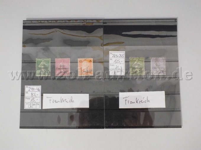 Gesamtansicht der Auktionsware der Briefmarken "Frankreich"