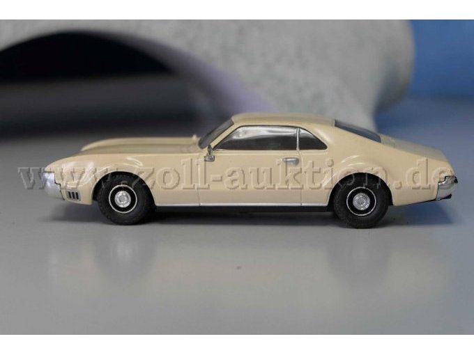 1966 Oldsmobile Toronado Ansicht von der Seite