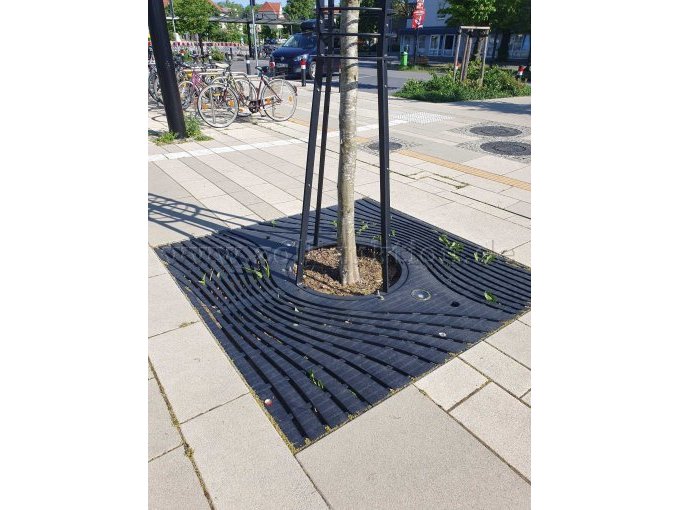 Nahansicht Design-Baumscheibe