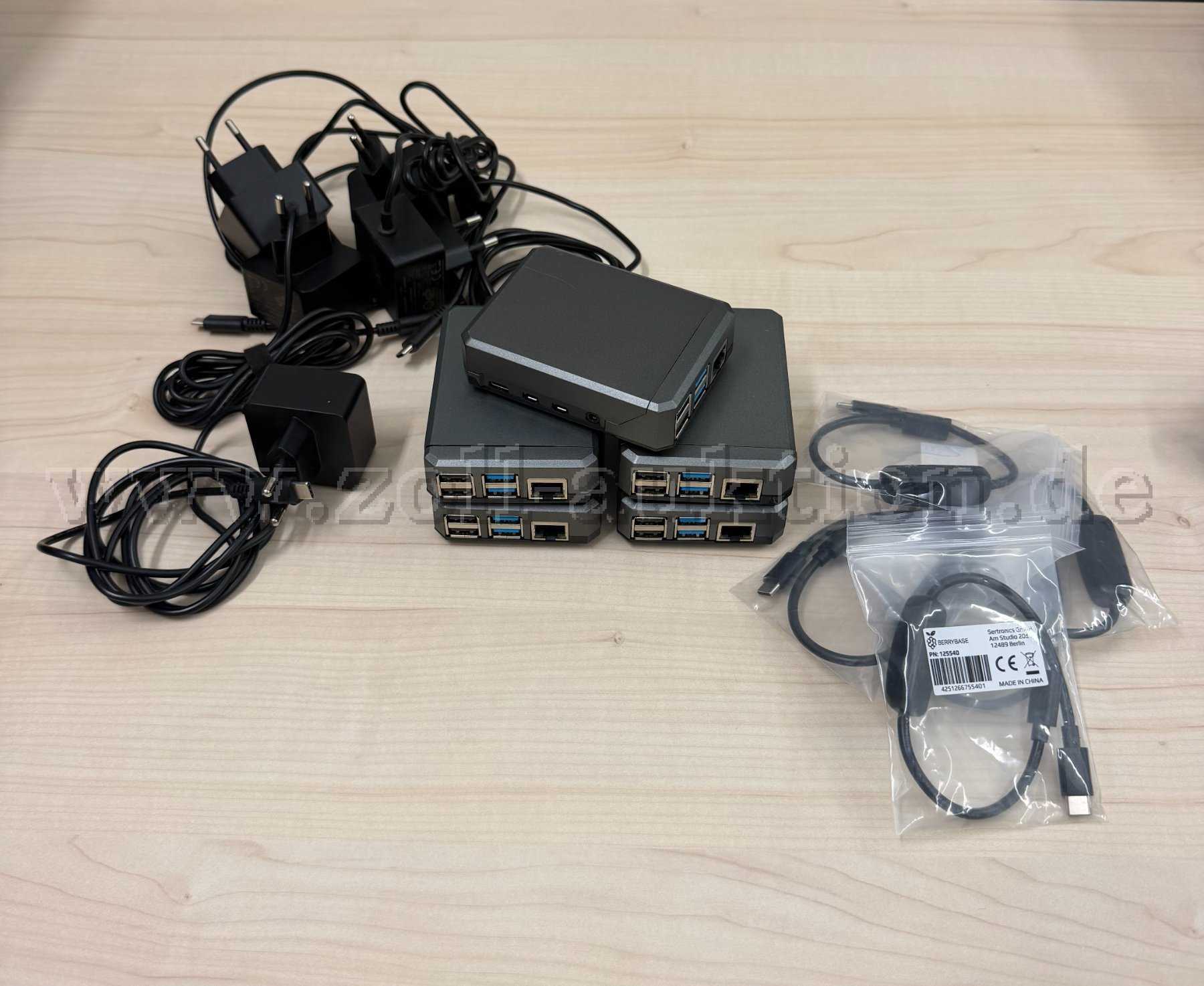 5 Einplatinencomputer (Mini-PC) - Raspberry Pi 4 Model B (Bundle mit 5 Stück)