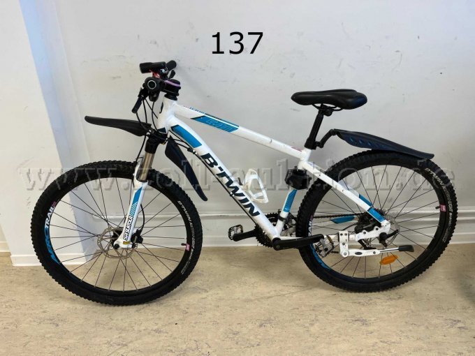 Mountainbike von BTWIN "Rockrider 540"