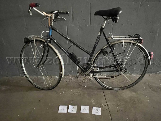 5 fietsen van verschillende fabrikanten in verschillende maten – foto 3 – kavel bij Zoll-Auktion, Lübeck