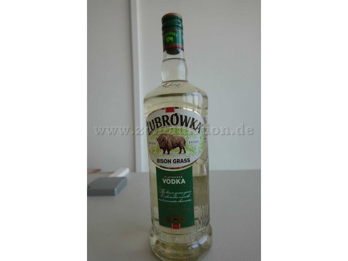 5 Fl. (1x Bialy Bocian Cytryna 285,1x Zubrowka,1x Sliwowica,1x Miodowka,1xEtiuada) – foto 4 – kavel bij Zoll-Auktion, Kiel