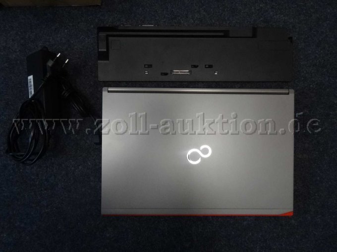 Set inkl. Netzteil und Dockingstation