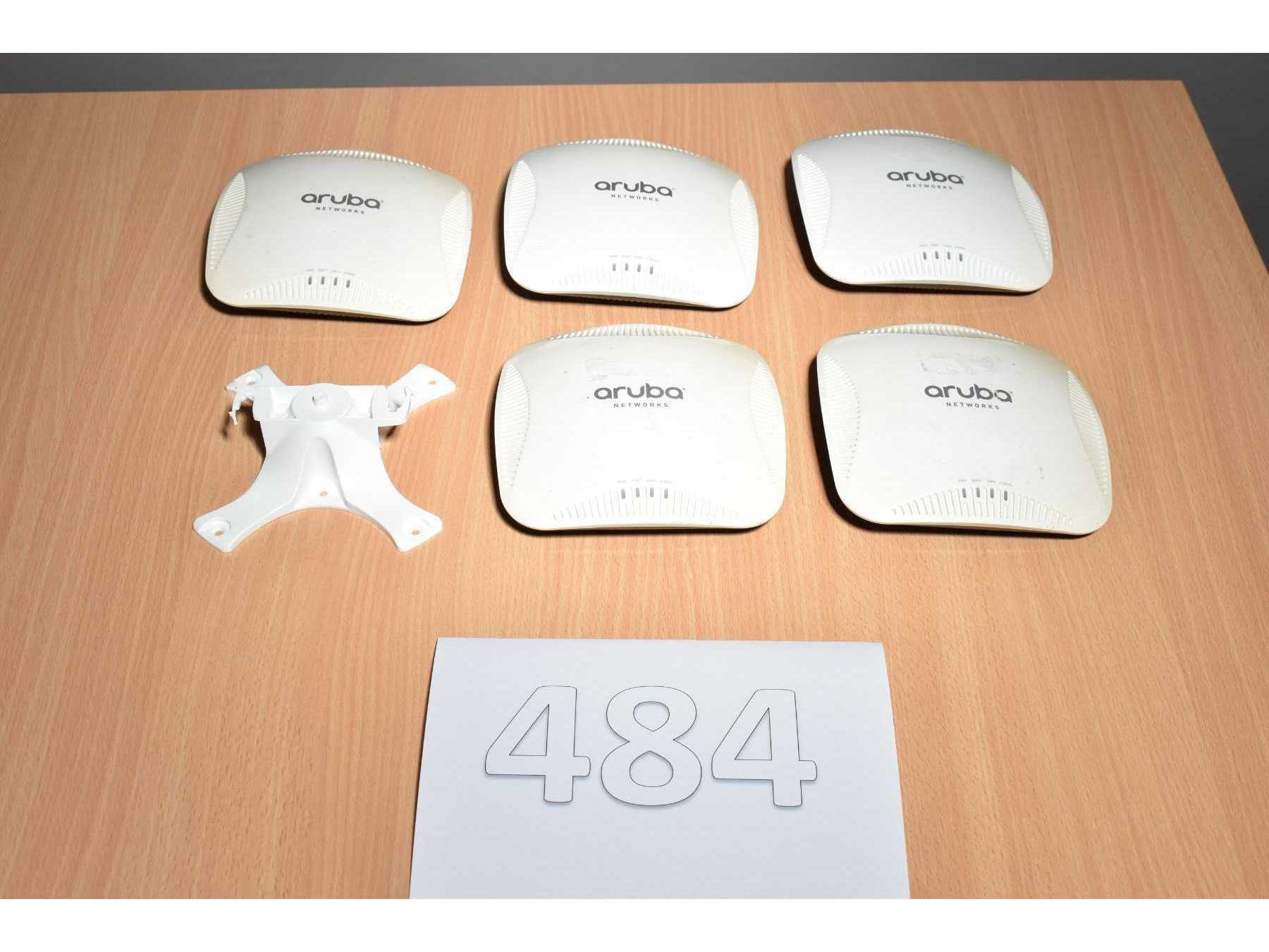 HPE Aruba IAP-205-RW Wireless Access Point (JW212A)
Gesamtansicht