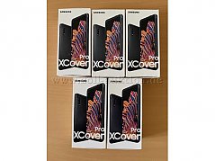 Gesamtansicht Handys in der Verpackung