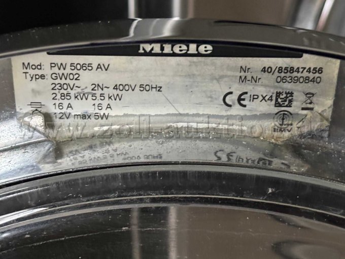 Hersteller/ Typenschild