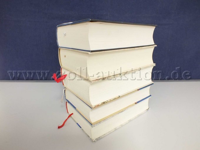 Detailansicht der Bücher (liegend)