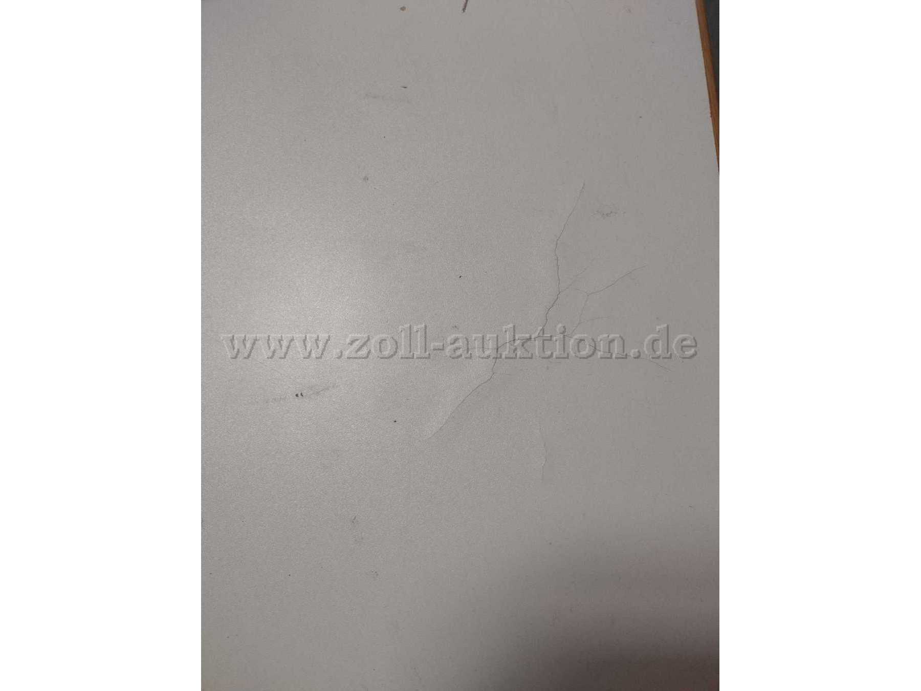 Schäden auf der Tischplatte