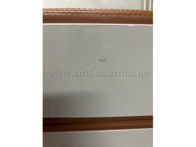 Kratzer an Kunststoffschale Rückenlehne