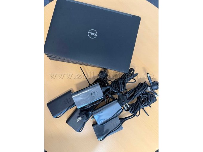 Lieferumfang: 5 Notebooks, 5 Netzteile