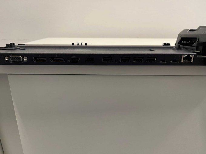 5 Lenovo ThinkPad T590 – 15,6 Zoll (39,6 cm) – inklusive Dockingstation – foto 7 – kavel bij Zoll-Auktion, Berlin