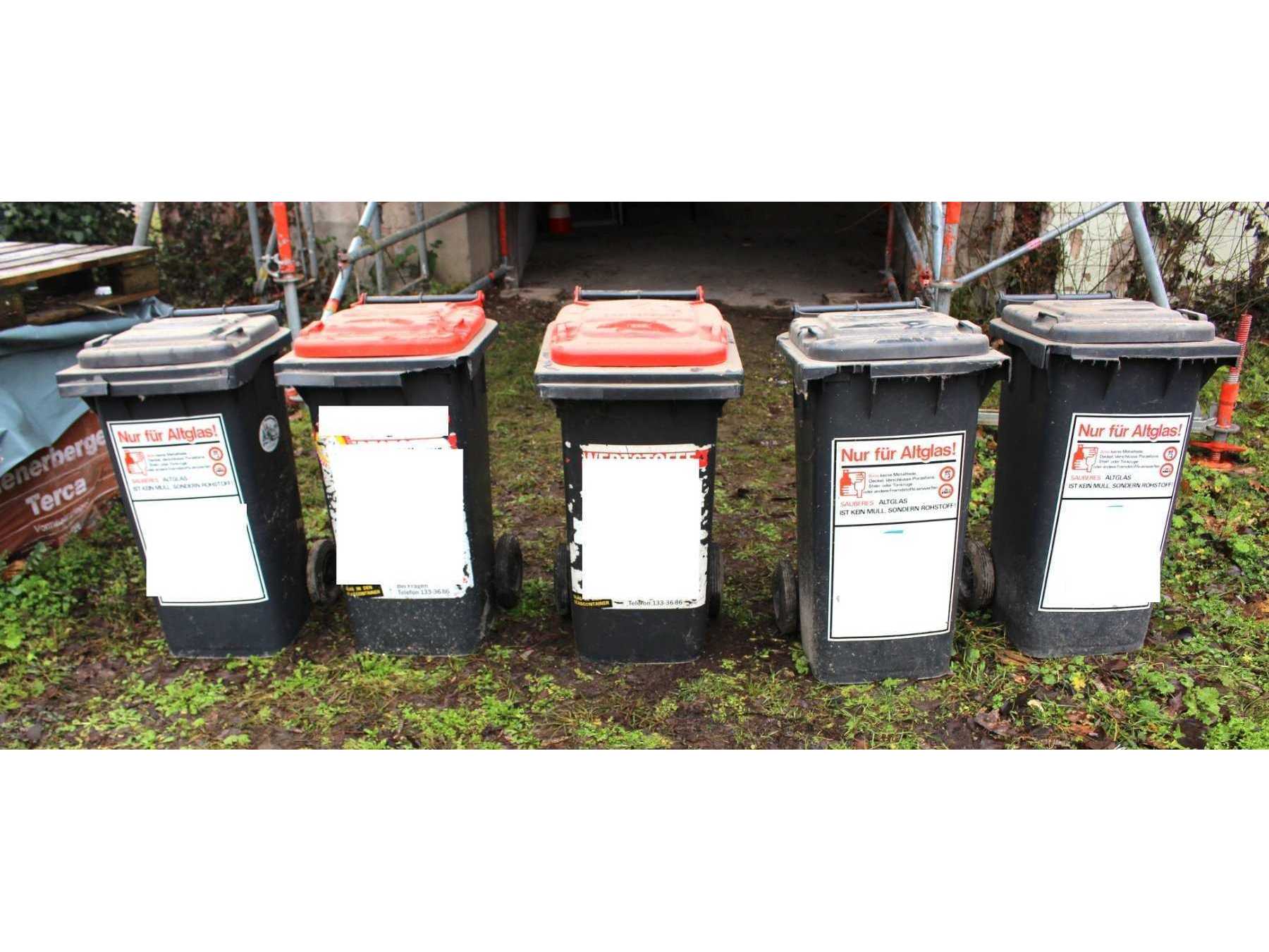 Ansicht Mülltonnen vorne