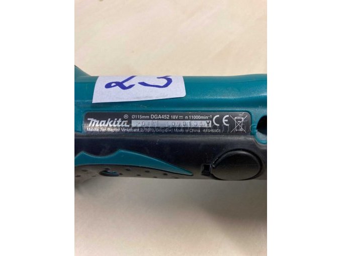 Makita Akkuflex Typenschild DGA 452 (ohne Akku)
