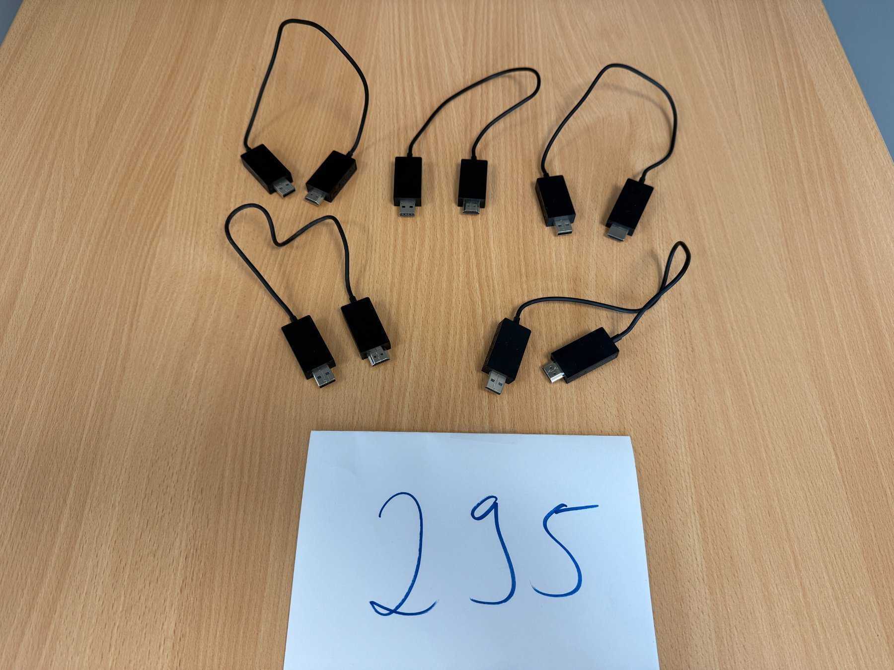 5x Microsoft Wireless Display Adapter – MIRACAST – Modell 1733
Gesamtansicht