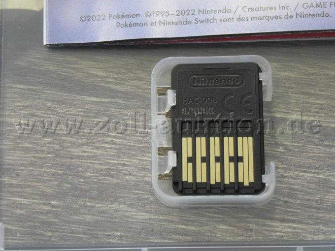 Nintendo Switch Spielkarte Pokemon Purpur in geöffneter Verkaufsverpackung Rückseite