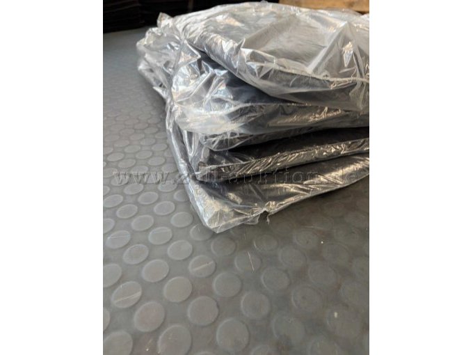 5 Original BMW 5er (F10,F11) Fußmatten Velours (schwarz) – foto 3 – kavel bij Zoll-Auktion, München
