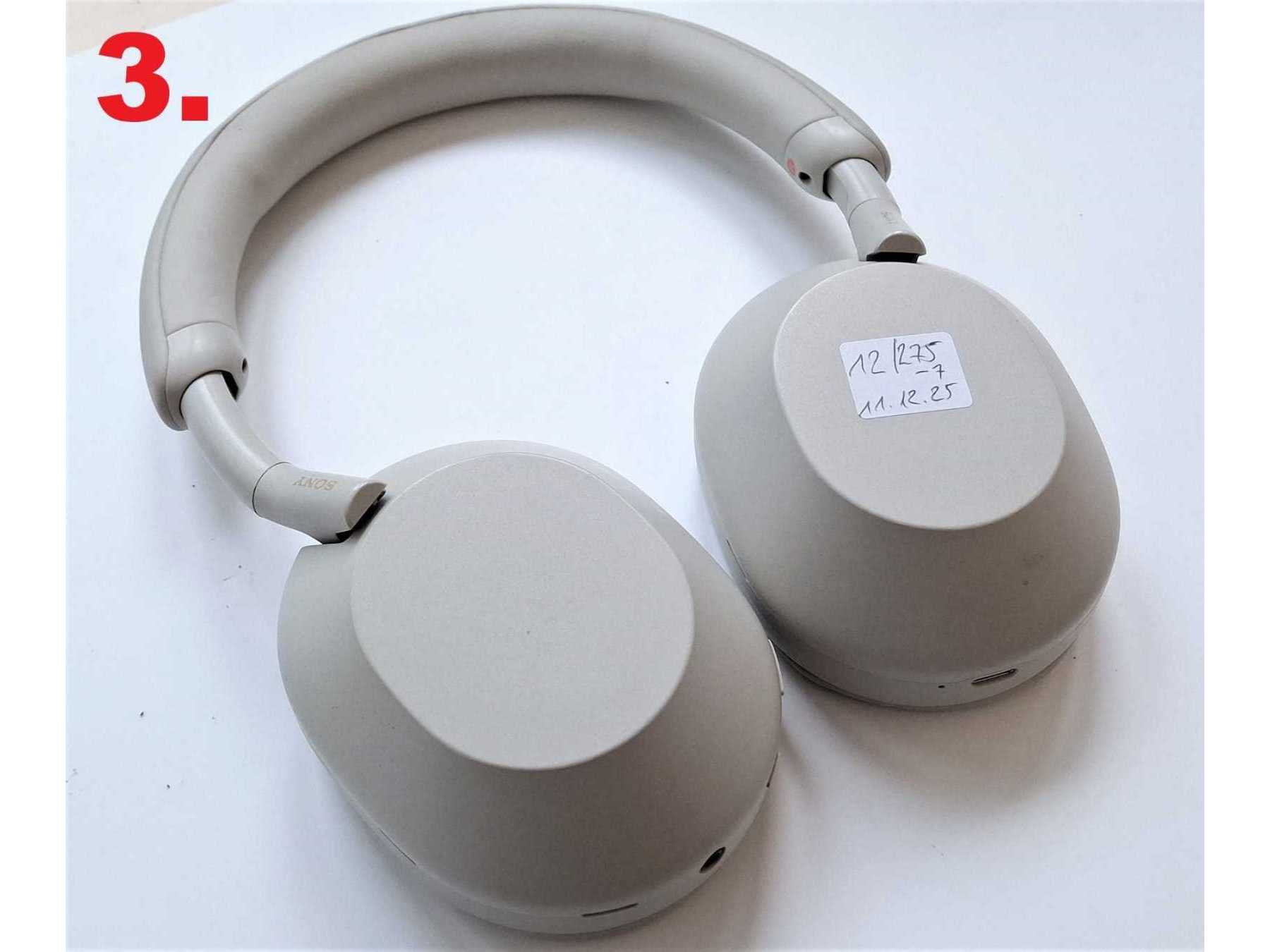 3. Sony, WH-1000XM5
