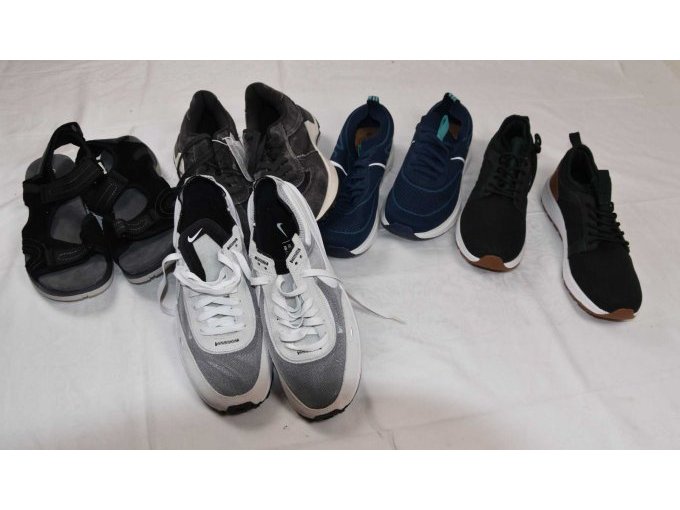 5 Paar Schuhe der Marken „Nike“, „UP2 Fashion“ u.w.  Gr. 43