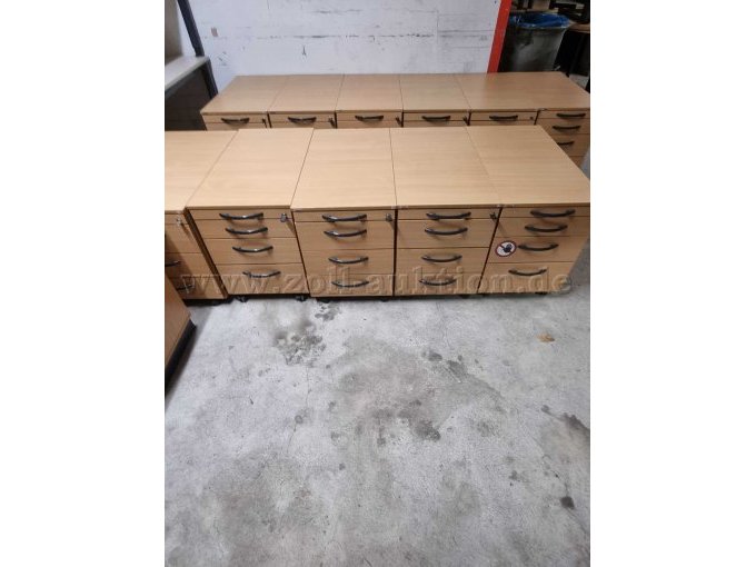 Gesamtansicht vorne Gesamtansicht vorne