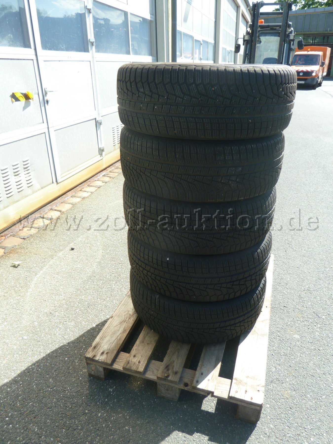 5 pneus hiver Hankook 255/65 R16 109H