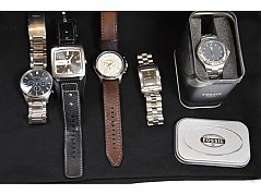 5 gebrauchte Uhren „Fossil“