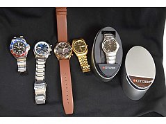 5 gebrauchte Uhren der Hersteller „Citizen“, „Colouring“ u.w.