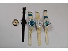5 gebrauchte Uhren der Hersteller „Swatch“ & „Ice- Watch“