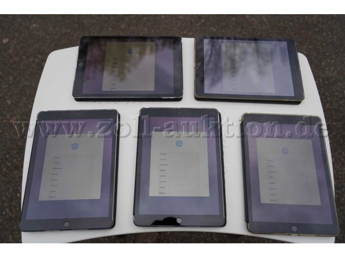 iPads von Oben mit Kratzern auf dem Display.