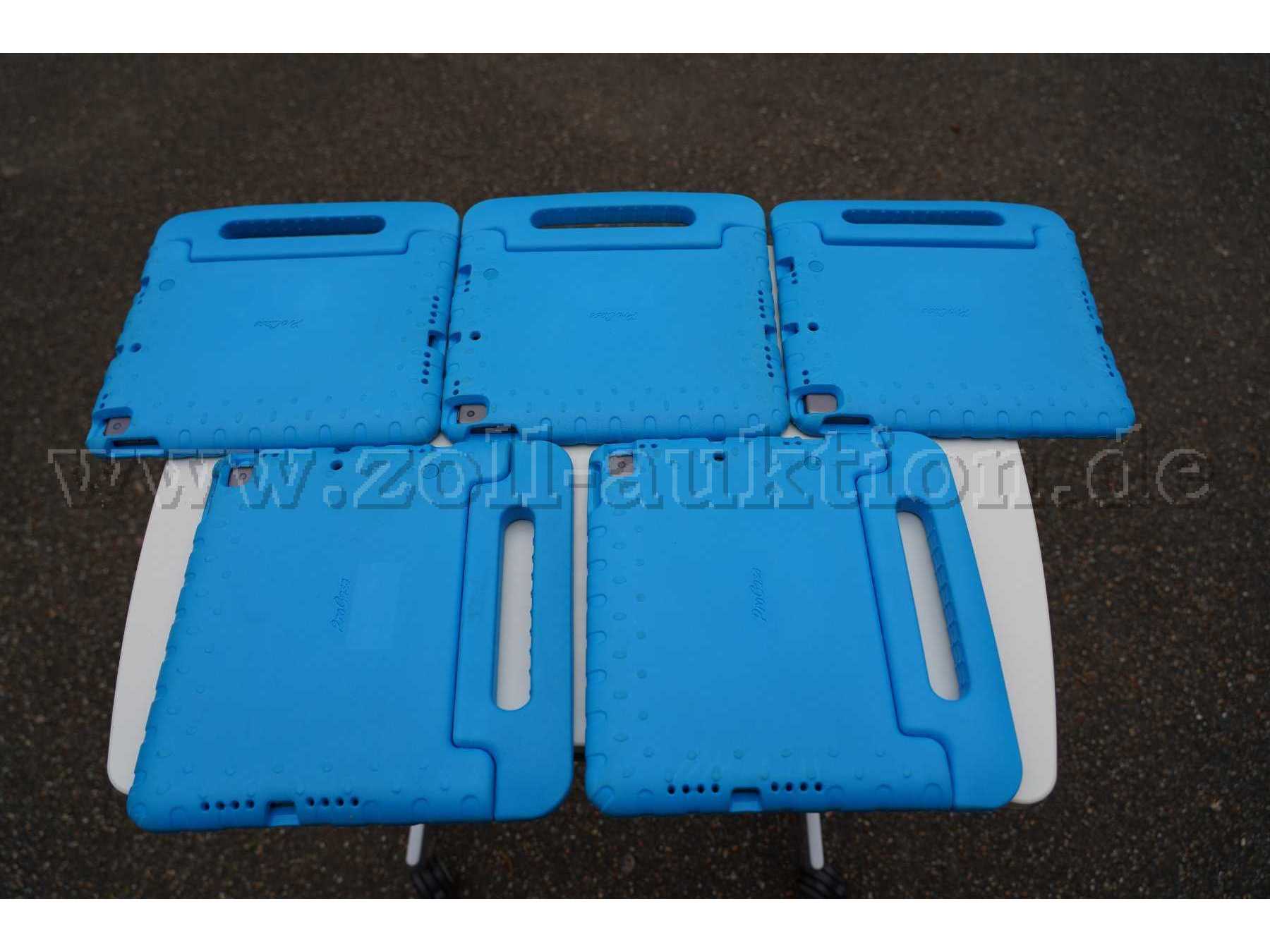 iPads von Hinten mit Gebrauchsspuren.